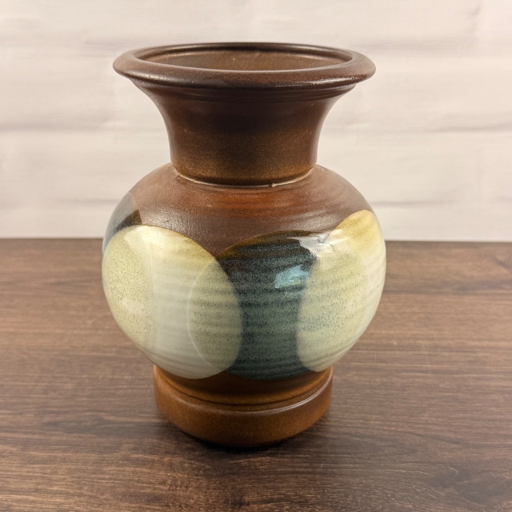 Robert Maxwell for Pottery Craft USA MCM Overlapping Circle Ceramic Vase